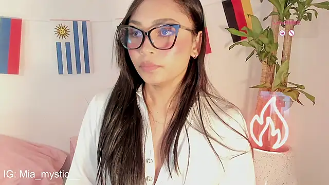 Mia_mystic_ লাইভ XXX চ্যাট