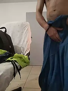 platone09 Chat XXX live