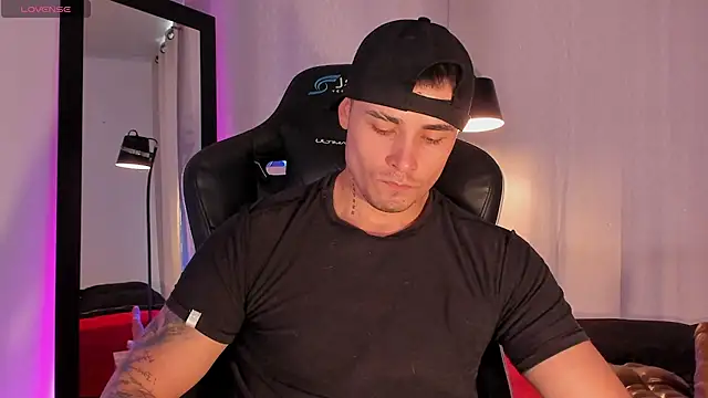 XXX chat uživo modela connorsmiith