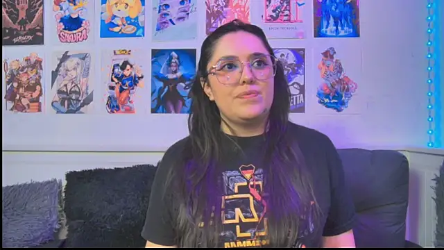 snowblack_'s Live XXX Chat