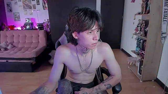xIce_Boy live XXX chat
