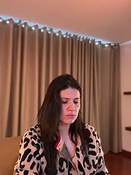 Zandrina élő XXX-chatje