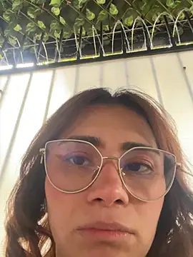 Manelykswift Chat XXX live