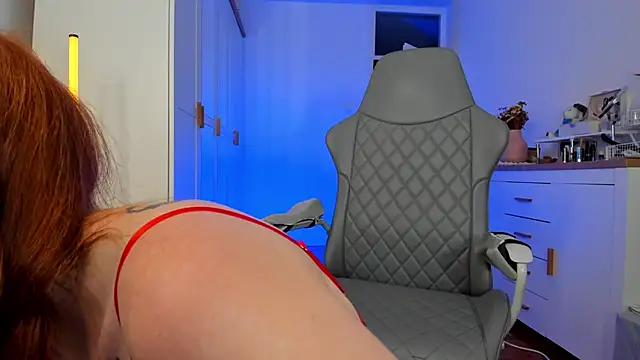 Czat XXX na żywo – Aliceginger99