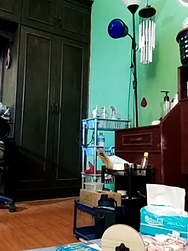 Chat +18 de QueenSoreal ao vivo