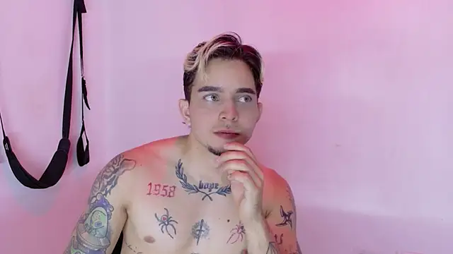 Chat XXX ao vivo de AliceandMax