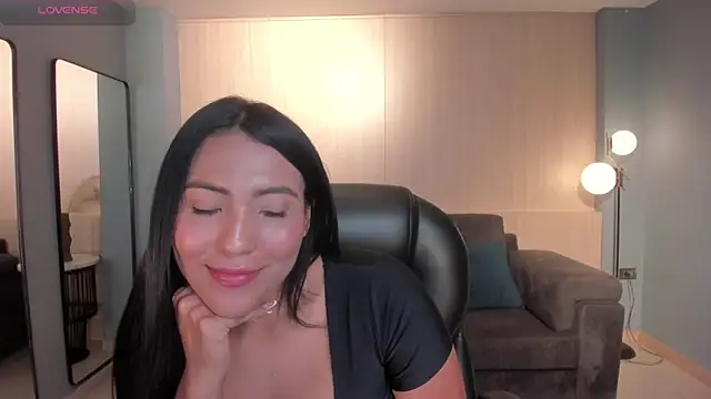 دردشة NatalieLewis الجنسية المباشرة