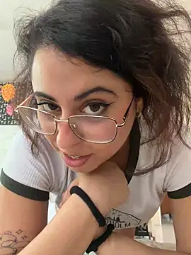 LaHijaDelPecado's Live XXX Chat