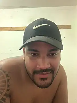 Chat +18 de Eumoreno13 ao vivo