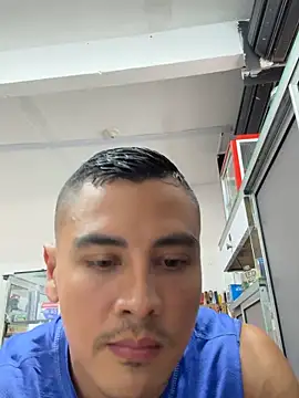 XXX chat uživo modela Paul22cm-