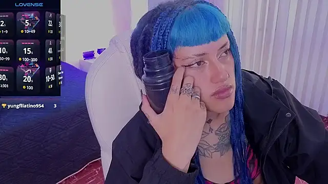 Czat XXX na żywo – _sharlotte777