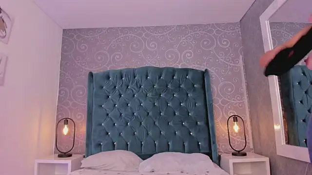 Онлайн чат XXX Anthaarr