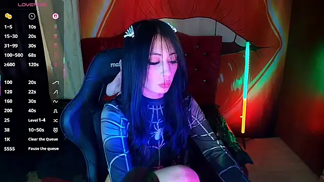 venus-foxy's Live XXX Chat