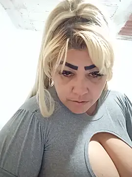BonniAdams' Live XXX Chat