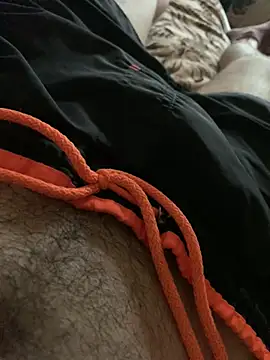 XXX chat uživo modela MuzzyFacing