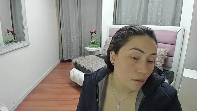 gaby_trent 现场XXX聊天