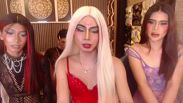 AudreyMilesTrans live XXX chat