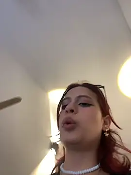 steffmontespink18's Live XXX Chat