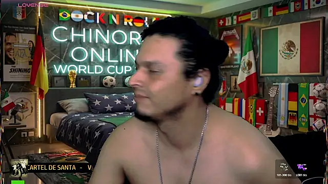 chino_roz's Live XXX Chat