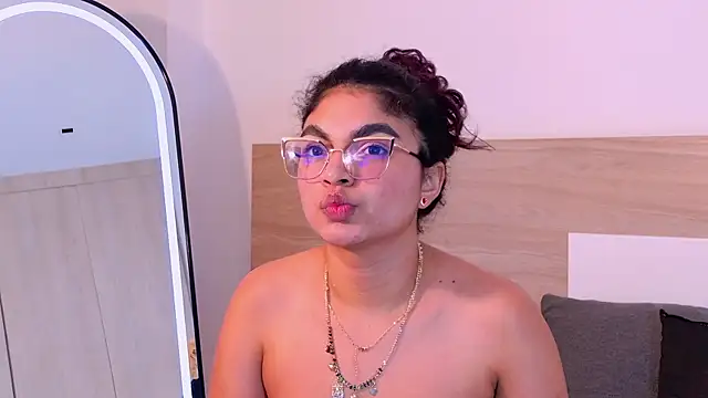 MelodyAlvarez's Live XXX Chat