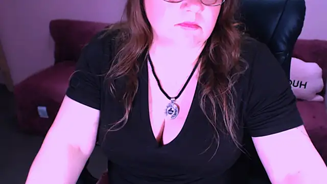 NeuroDoll's Live XXX Chat