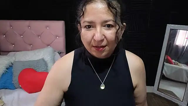 katifoxx Adlı Modelin Canlı XXX Sohbeti