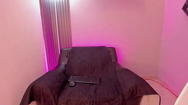 Živý XXX chat marxi_doll7
