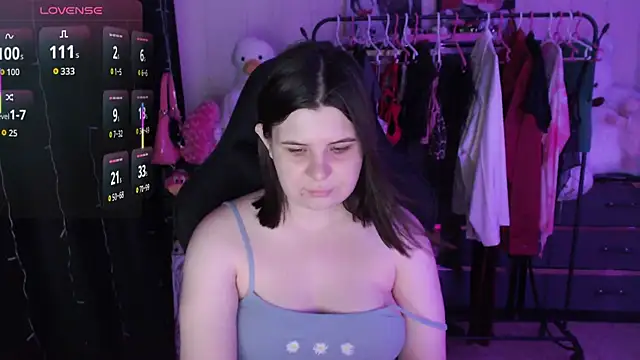 Chat XXX en directo de AmyVibess
