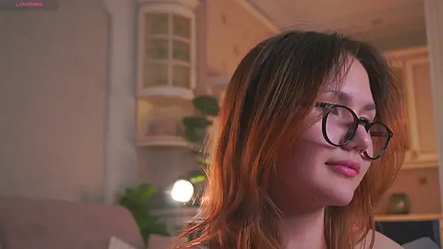 FrediaPfeiff's Live XXX Chat