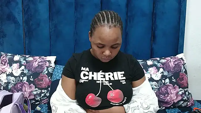 Chat +18 de HotSmallTits ao vivo