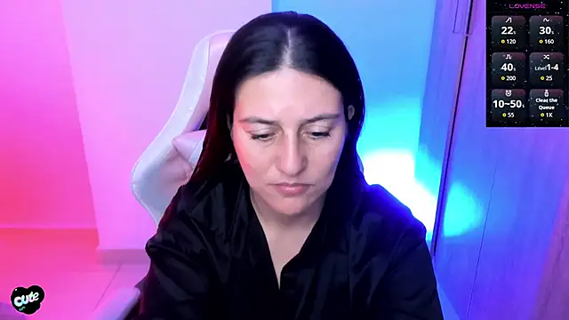 Saskyaa Chat XXX in diretta