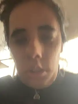 annarose19: απευθείας συνομιλία ΧΧΧ