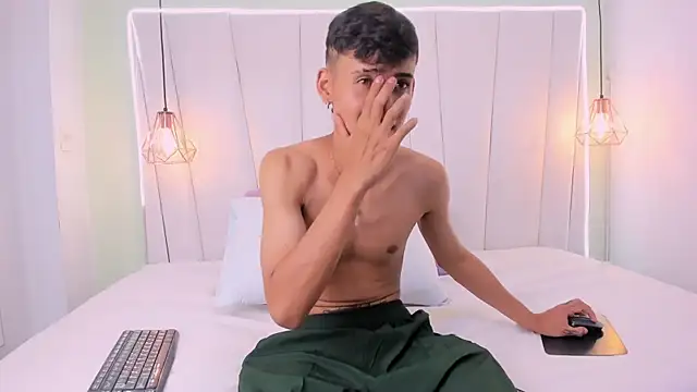 JacobFerrer Live XXX Chat