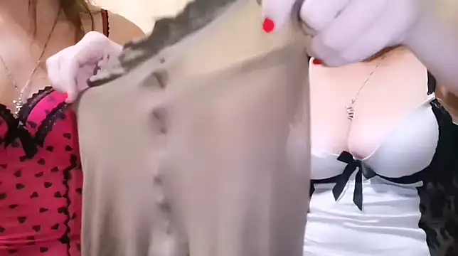 XXX chat uživo modela LadyAndTransy