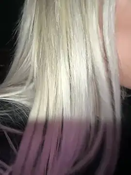 AlyssaFoxx_ 现场XXX聊天
