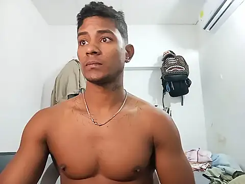 Chat +18 de Gregory_xxx ao vivo