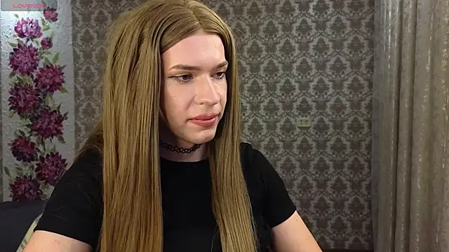 Chat XXX en directo de Anna_inHear