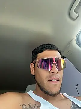 StrokingDaddy4's Live XXX Chat