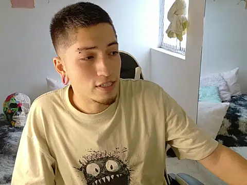 Chat XXX ao vivo de Zahir_Raw