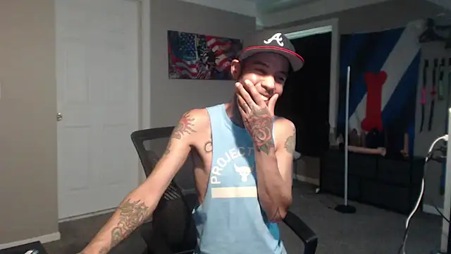 Chat XXX en directo de Michigan9000