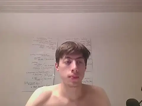 Chat +18 de VelvetRagottiOG ao vivo