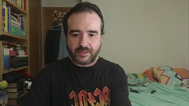 Chat XXX en directo de curiosillo83