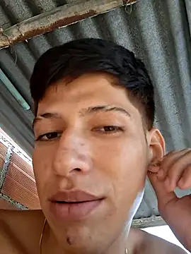 Naughty-Man18 – Live XXX-chat