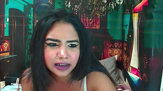 IndiaSexyStripper4u's Live XXX Chat