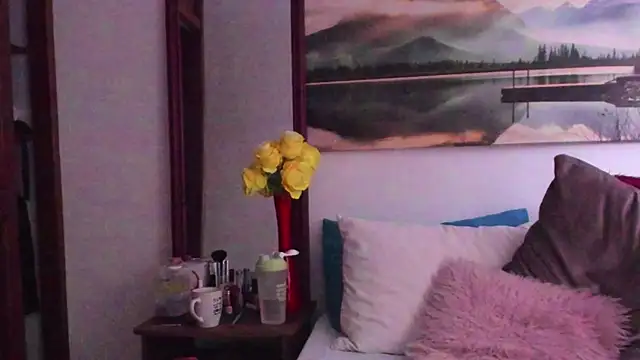 Aurora_Real Chat XXX in diretta