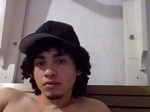 Sexy-white05 Chat XXX live
