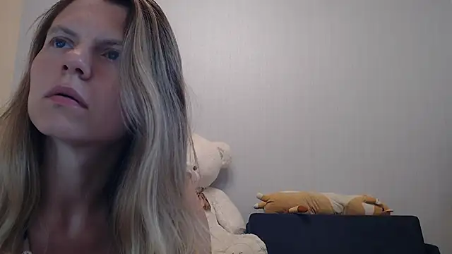 night_is_dark Live XXX-Chat