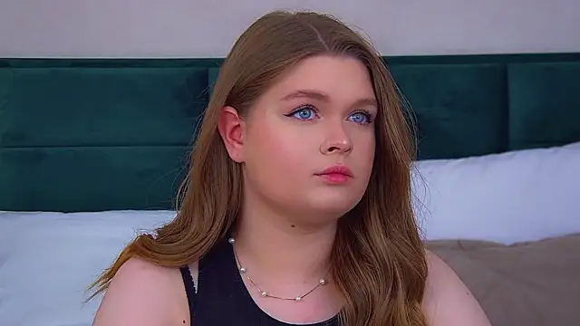 CrystalLyons Live XXX-chat