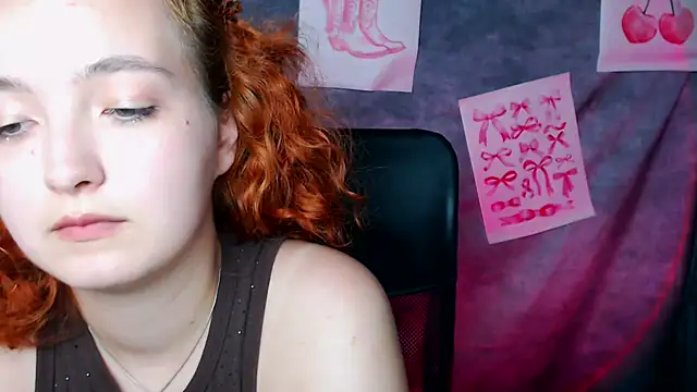 Chat +18 de MissAriaa ao vivo