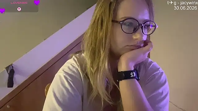 JacyWinslatn Live XXX chat